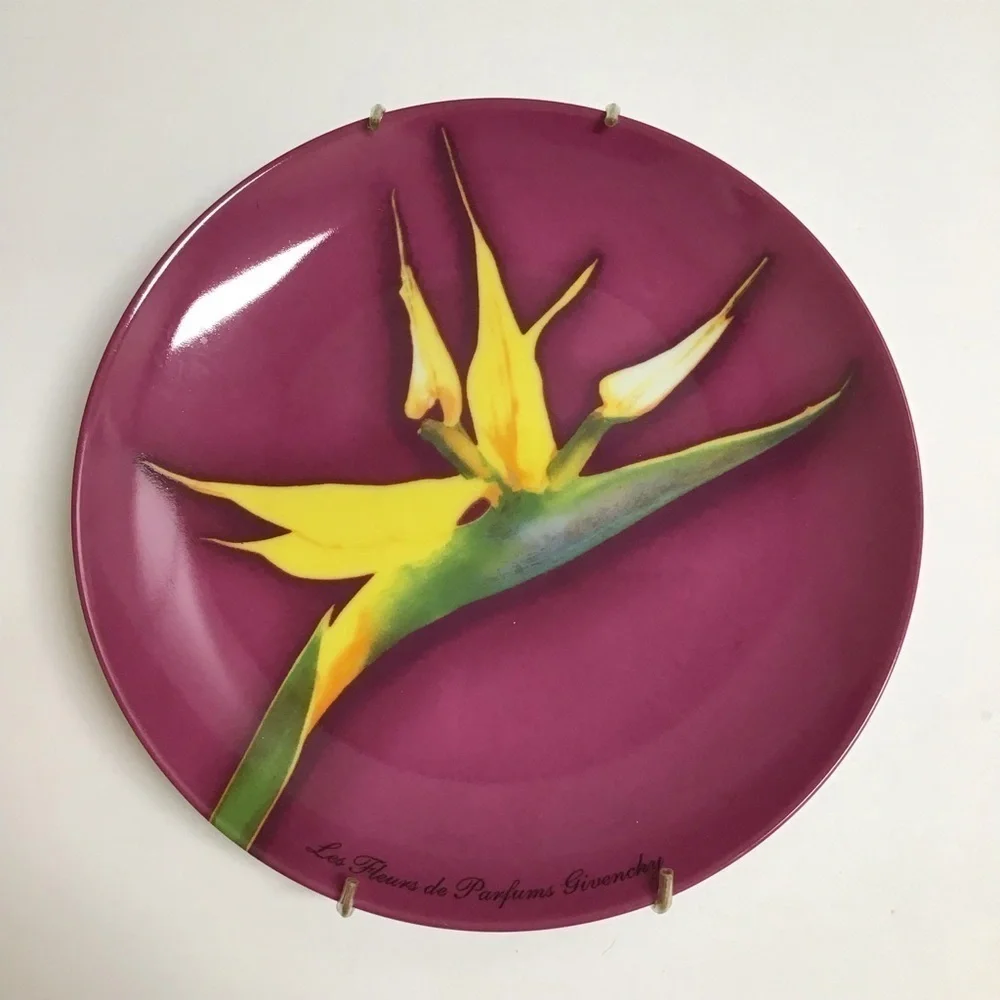 Givenchy Paris Porcelain Dessert Plates SET OF 2 Lily Bird of Paradise 8.25 2003